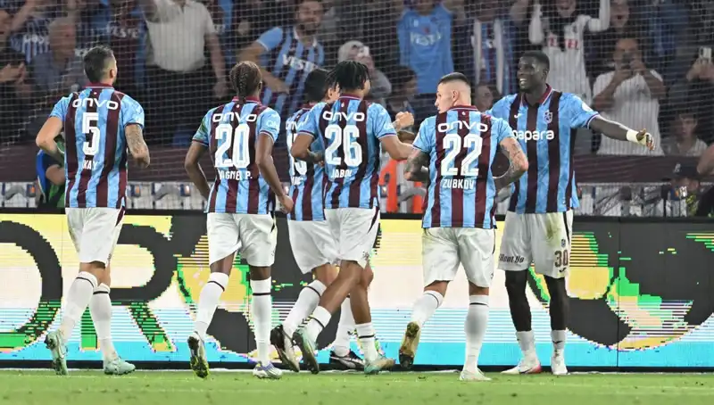 Trabzonspor ve Kocaelispor Maçında Canlı Gelişmeler: Heyecan Dolu Anlar!