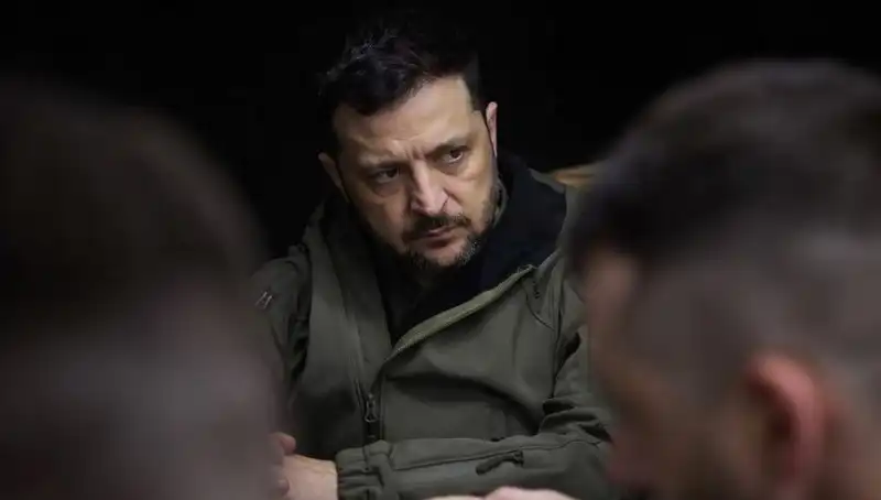 Zelenski, Rusya'nın Kuzey Kore Üretimi Füze Kullanımını Açıkladı!