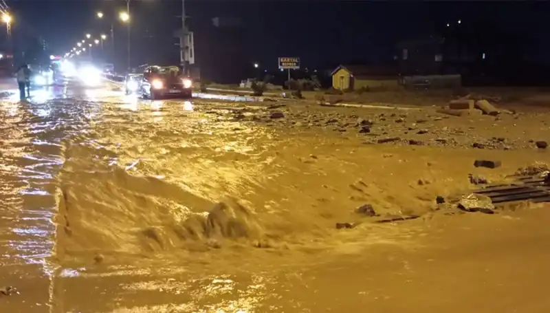 Konya ve Ankara'da Sel Felaketi: Milyonlarca Liralık Zarar ve Kurtarma Çalışmaları