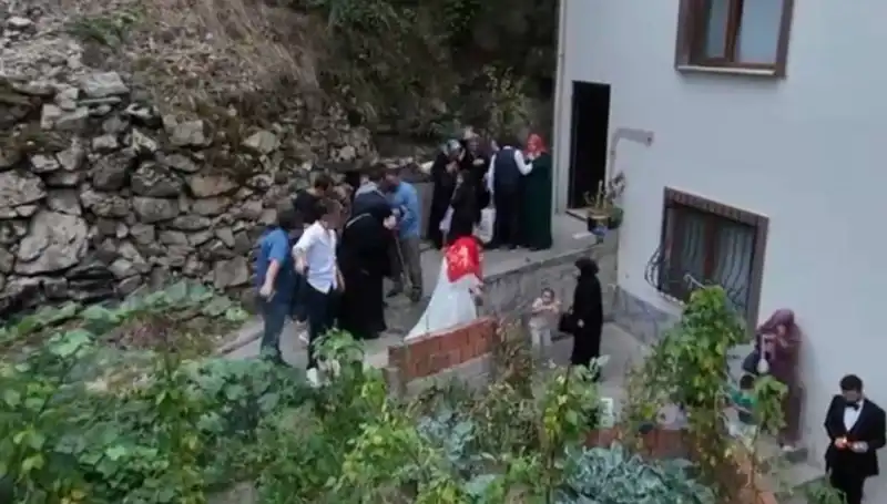 Düğün Skandalı: 10 Saniyede Değişen Hayat ve Kanlı Olay