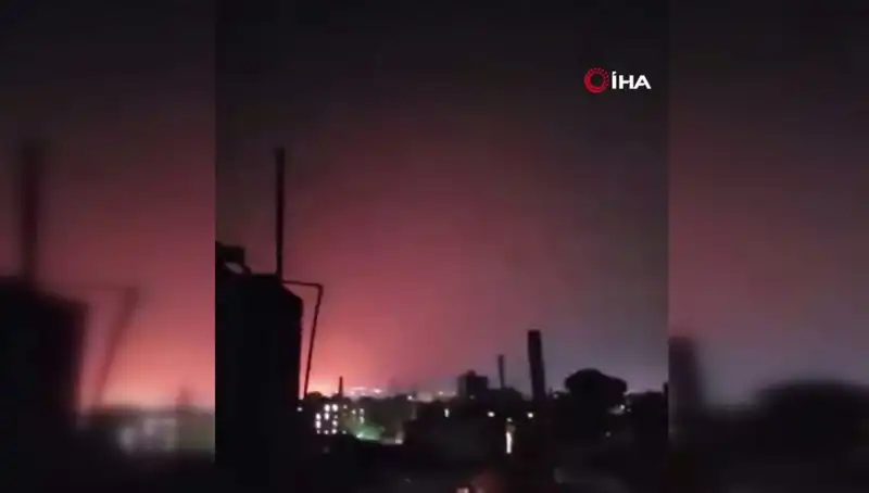 ABD'nin Sana'daki Hava Saldırısı: 12 Kişi Hayatını Kaybetti