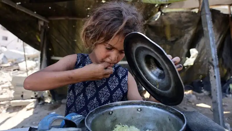 Gazze'de Kıtlık Krizi: Açlık, Savunmasızların Omuzlarına Yükleniyor