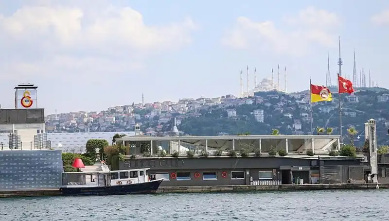 2. Abdülhamid'in Mirasçıları Galatasaray Adası İçin Dava Açtı, 15 Yılda Sonuçlandı!