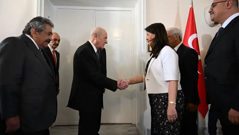 MHP Lideri Bahçeli, DEM Parti Heyeti ile Tarihi Görüşmede Bir Araya Geldi
