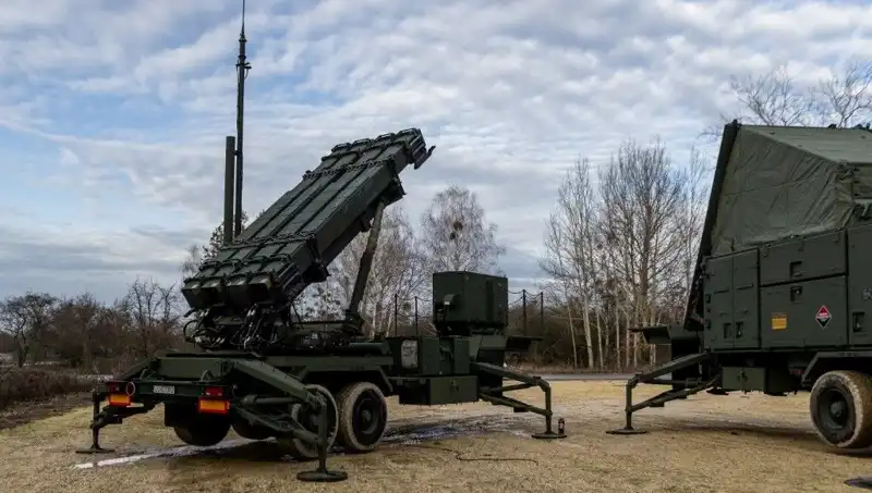 Almanya’nın Ukrayna’ya Patriot Sistemleri İçin ABD ile Pazarlık Adımları