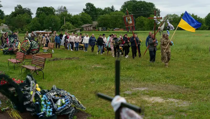 İngiliz Asker, Ukrayna’da Savaşırken Hayatını Kaybetti: Detaylar Ortaya Çıkıyor