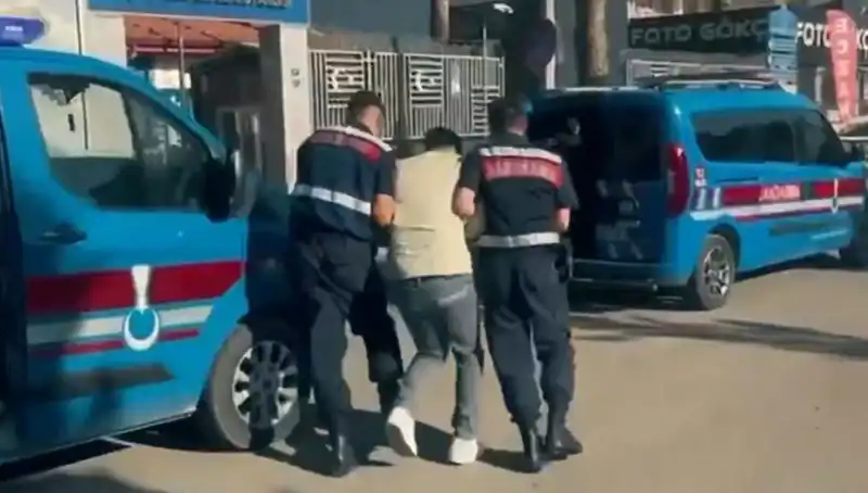 10 İlde Eş Zamanlı Operasyon: 5 Suç Örgütüne 74 Gözaltı
