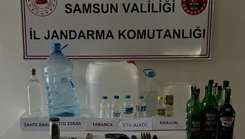 Samsun'da Sahte İçki Operasyonu: 1200 Litreye Yakın Kaçak İçki Ele Geçirildi