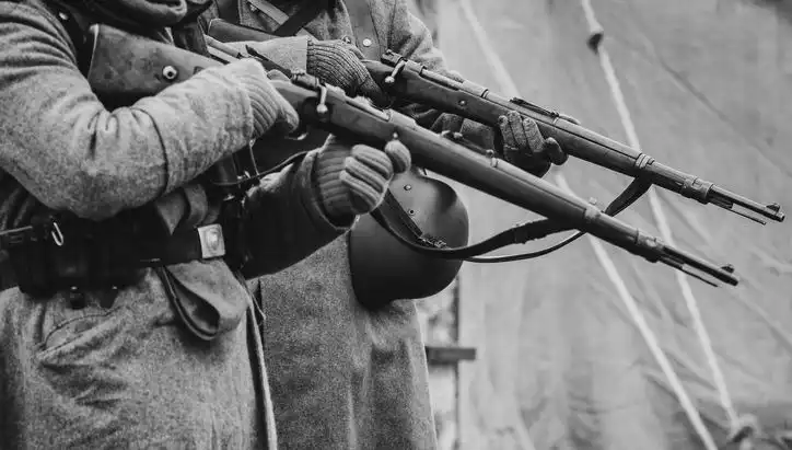 İngiliz İstihbarat Şefinin Dedesi: Nazi Casusu Olma İddiaları Gündemde
