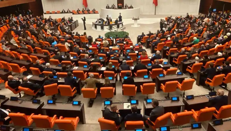 TBMM Komisyonları Yaz Tatilinde Çalışmalarına Devam Edecek!
