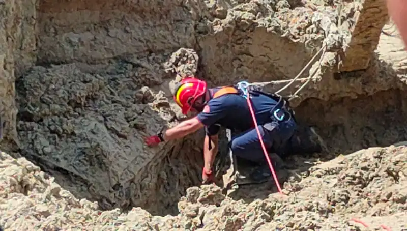 Silivri'deki Göçükte Hayat Kurtarılamadı: Operatörün Cansız Bedeni Bulundu