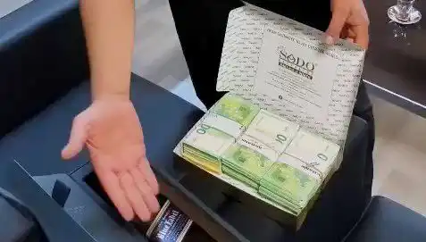 Manavgat Belediyesi’ne Gelen Şok Operasyonda Baklava Kutusundan Avro Çıktı