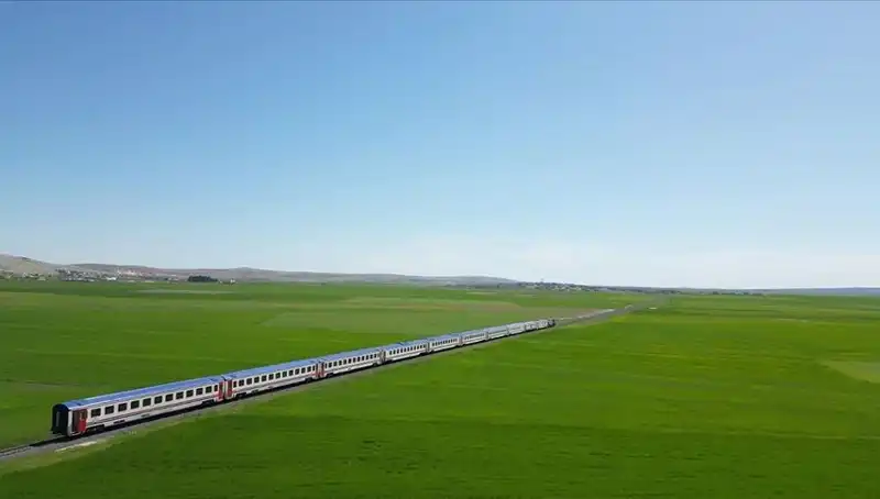 Diyarbakır Ekspresi, Malatya'da Yolculuğuna Başladı: Trendler Ne Olacak?