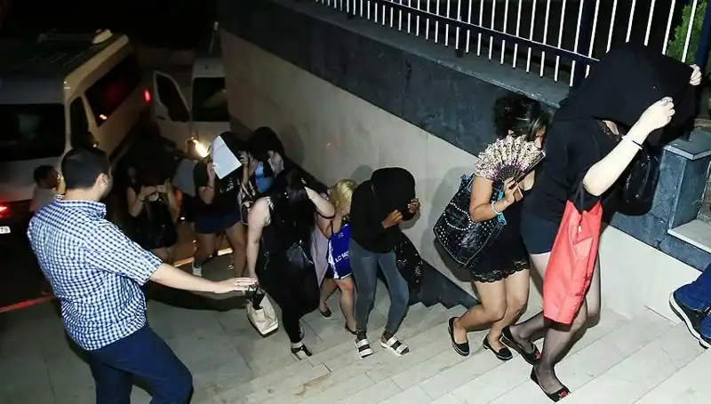 Düzce'de Fuhuş Operasyonu: 5 Şüpheli Ekipler Tarafından Yakalandı