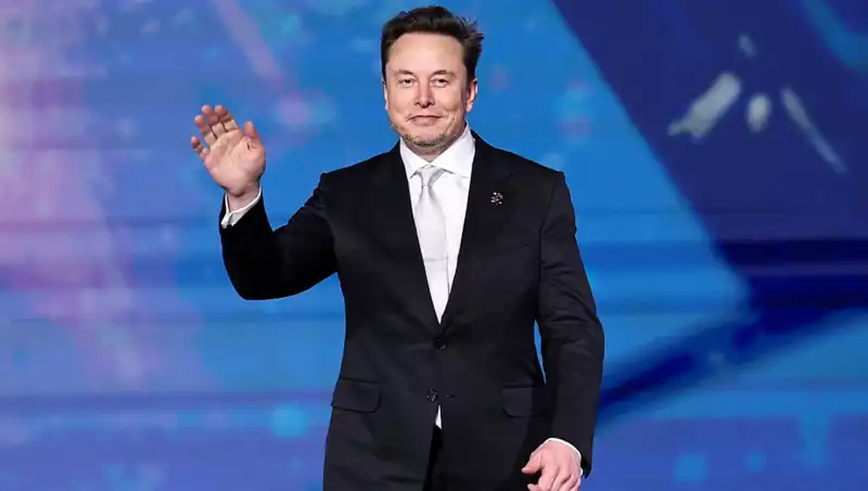 Tesla'nın En Güçlü Aracı: "Canavar" Projesi Neden İkinci Plana İtiştirildi?