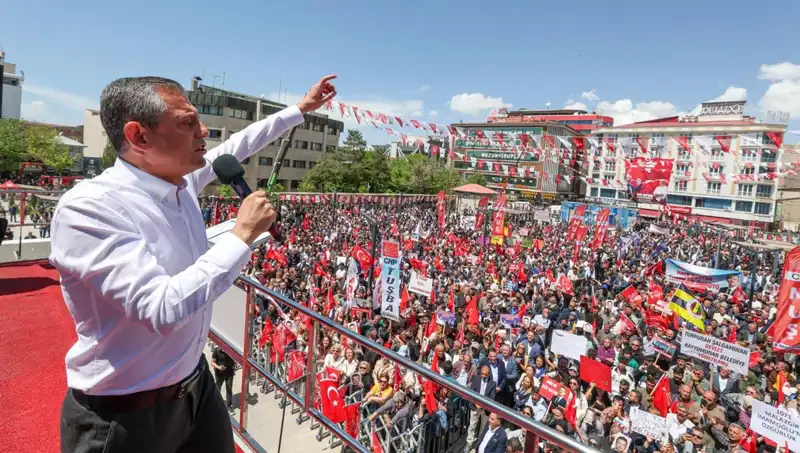 Özgür Özel’den Tarihi Açıklama: Silah Bırakma Çağrısı!