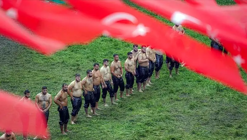 Tarihi Kırkpınar Yağlı Güreşleri 664. Kez Başlıyor: 40 Başpehlivan ve 826 Sporcu!