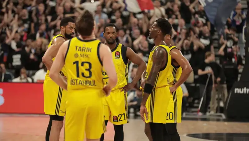 Fenerbahçe, Final Hedefiyle Panathinaikos'a Karşı Kıyasıya Mücadele Edecek