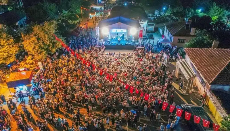 Leylek Şenliği 2023: Şehrin Merkezinde Büyüleyici Bir Kutlama