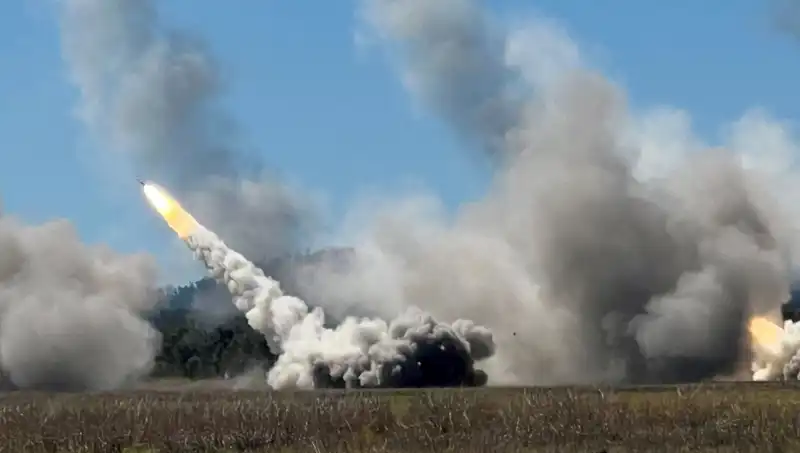 Avustralya'nın En Büyük Askeri Tatbikatında HIMARS Atışı: Bir İlk Gerçekleşti!