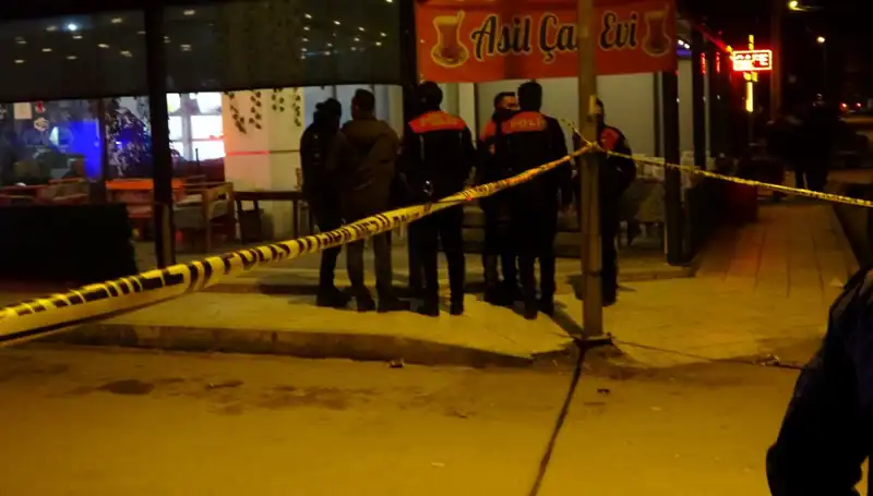 Kahvehanede Kanlı Hesaplaşma: Bir Ölü, Dört Yaralı!