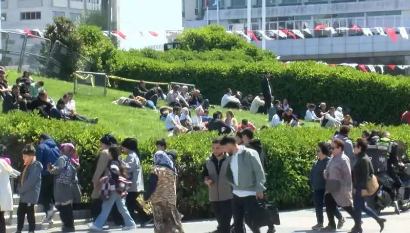 Taksim'de Son Dakika: Deprem Yoğunluğu Neden ARTTI?