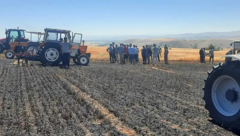 Yozgat'ta 100 Dönüm Ekili Alan Alev Alev Yandı: Çiftçiler Şokta