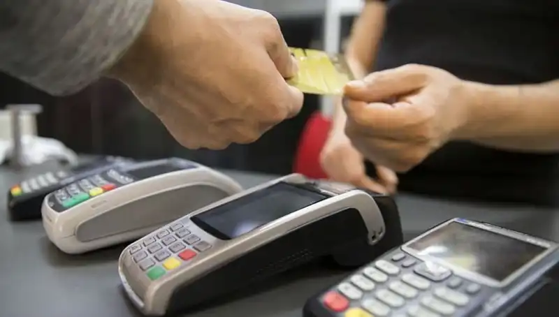 Kartlı Harcamalarda Gizli Artış: Tüketiciler İçin Ne Anlama Geliyor?