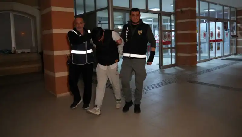 Hamile Eşinin Cesediyle 10 Gün Geçiren Koca Gözaltına Alındı